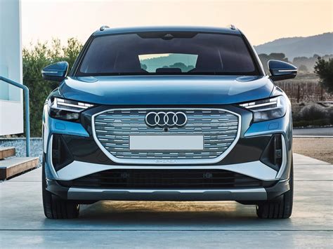 Audi Q E Tron Listino Prezzi Scheda Tecnica Consumi E Foto