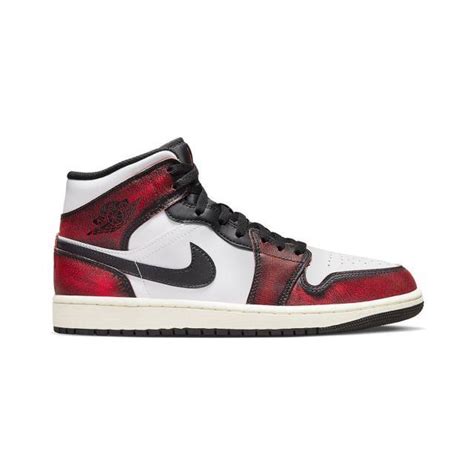 Nike Air Jordan 1 Mid Wear Away Chicago Black Infrared 23 White