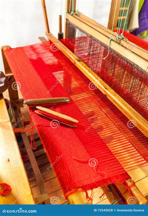 Navette De Tissage En Bois Sur Un Vieux M Tier Tisser Manuel Photo