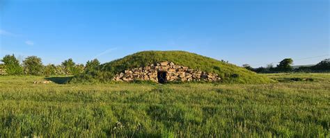 Rest In Prehistoric Peace The Rising Popularity Of The Burial Mound