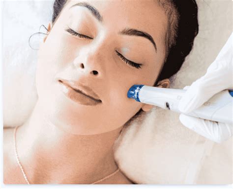 Hydrafacial Cilt Bak M Nedir Aleyna G Lten Beauty Tuzla