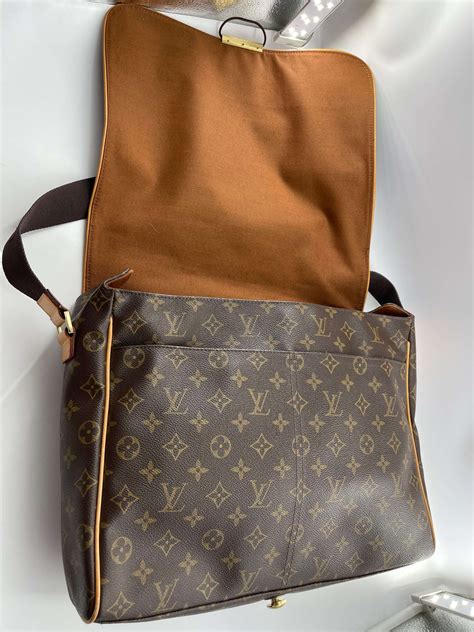 Louis Vuitton Abbesses Messenger Bag