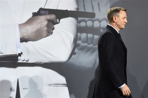 James Bond Returns to MGM in New Partnership With Universal - Bloomberg