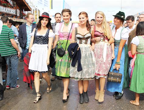 Photo Diary & Outfit - Munich Oktoberfest | Les Berlinettes