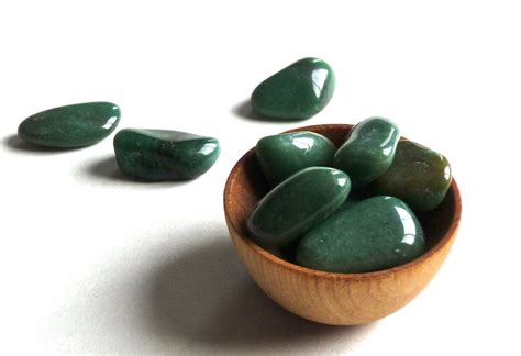 GREEN AVENTURINE - Crystal Grids