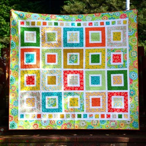 Square in a Square Quilt | Quiltsby.me