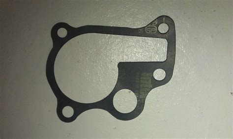 1992 2001 Honda Cr250r Water Pump Cover Gasket 19229 Kz3 880 Cr 250r Ebay