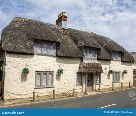 Thatched Cottage In Godshill Isle Of Wight Editorial Photography