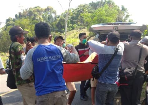 Geger Sosok Mayat Laki Laki Tanpa Identitas Ditemukan Warga Di Gubuk