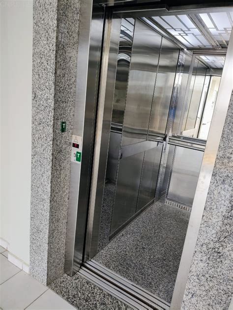 Placa Batente Elevador E Indica O De Pavimento Para Escadas Total