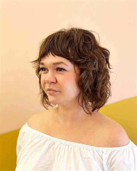 Ways To Wear A Shaggy Bob With Curtain Bangs