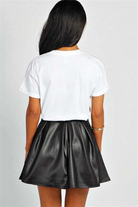 Boohoo Liz Wet Look Scuba Box Pleat Skater Skirt 22 BooHoo Lookastic