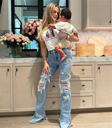 Khloe Kardashian Shares Rare New Full Length Photo Of Son Tatum 10