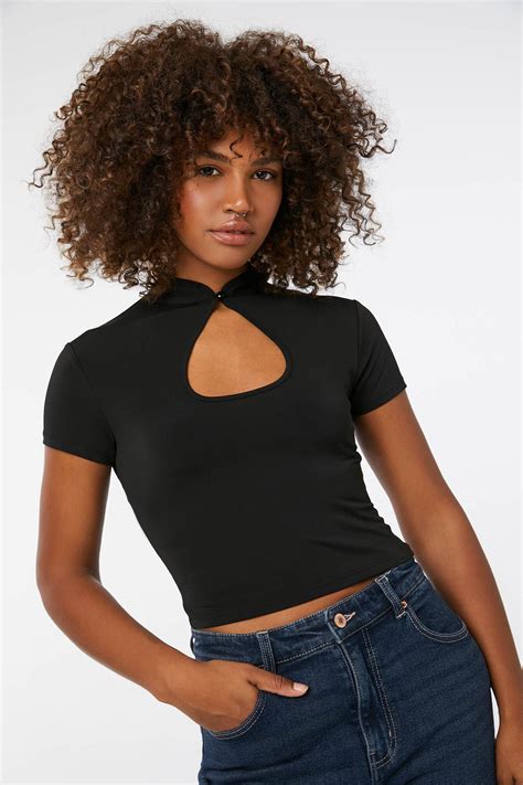 Mandarin Collar Crop Top Ardene