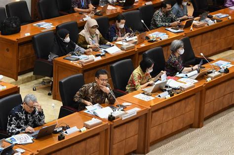 Pro Dan Kontra Penghapusan Alokasi Wajib Anggaran Di Ruu Kesehatan