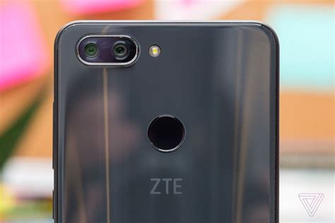 Ztes Newest Blade Phone Features Dual Cameras A Glass Back And Face