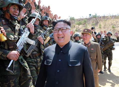 Kim Jong-un army MOCKED by war experts as soldiers carry toy guns ...