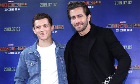 Homem Aranha Jake Gyllenhaal Aterroriza Tom Holland Na Tour Mundial