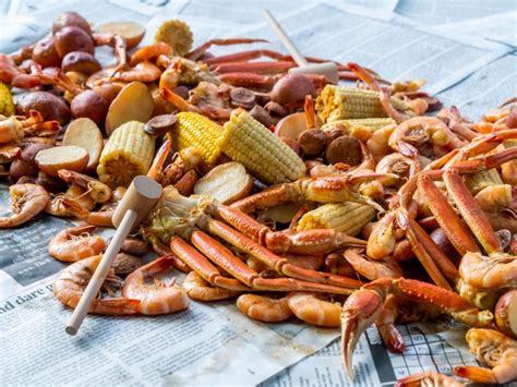 Low Country Boil Recipe Old Bay With Crab Legs | Besto Blog