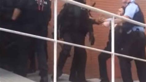 Mossos Se Enfrentan A Guardias Civiles El 1 O En El Instituto Quercus