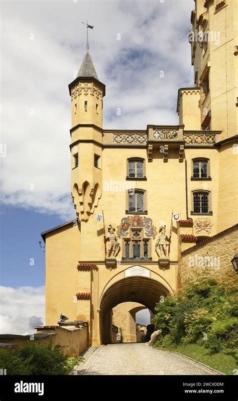 Hohenschwangau Castle Schloss Hohenschwangau At Hohenschwangau