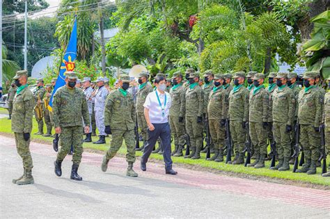 MOVING FORWARD Marcos Asks Military To Be Bringers Of Peace In