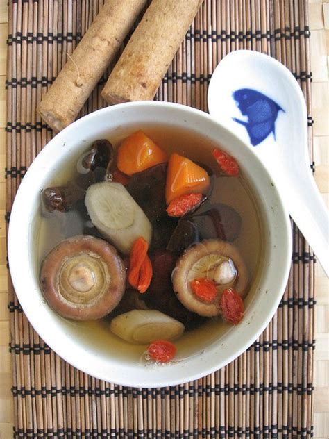 Burdock Root/ Gobo Soup 牛蒡汤 ~ Teczcape-An Escape to Food