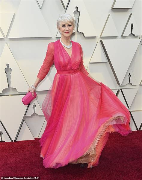 Oscars 2019 Helen Mirren Looks Sensational In A Pink Tulle Gown