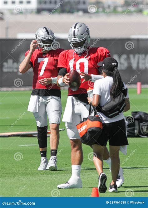 Las Vegas Raiders Quarterbacks Aidan O Connell And Jimmy Garoppolo At