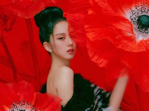 Blackpinks Jisoo Dominates Itunes Charts Worldwide With Solo Single