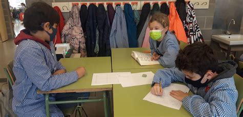 La classe de 6è ha elaborat un còmic Escola Montbou