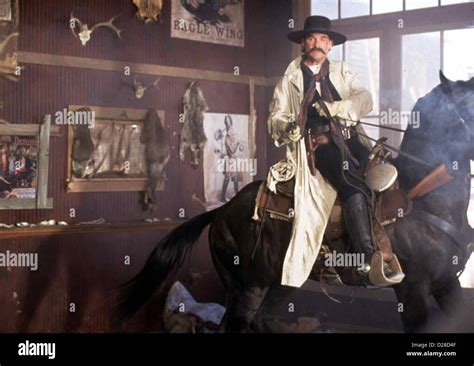 Wyatt earp hi-res stock photography and images - Alamy