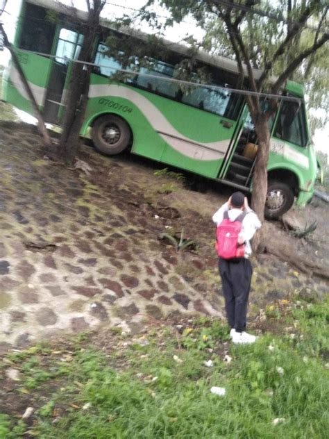 Taxi Choca Contra Cami N Del Transporte P Blico En La Carretera M Xico