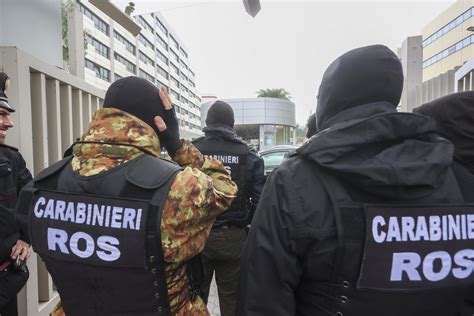 Chi Sono I Carabinieri Del Ros E Di Cosa Si Occupano