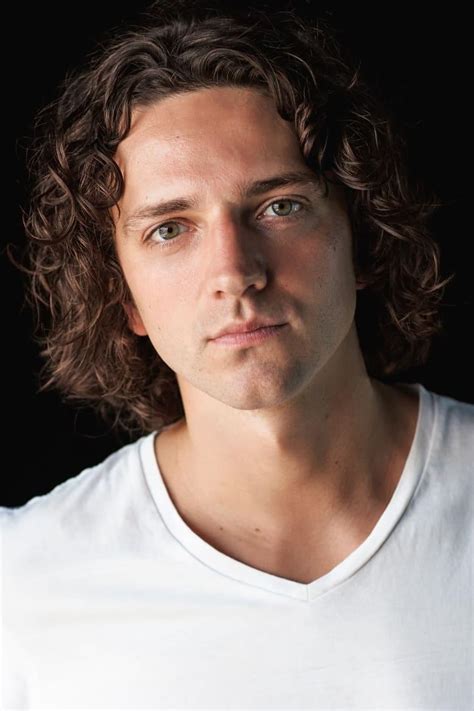 Sebastian Gregory About Entertainmentie