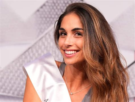 La Senese Ofelia Passaponti è Miss Italia 2024 Scaramelli Donna