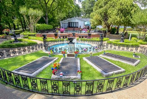 Elvis Memorial Graceland