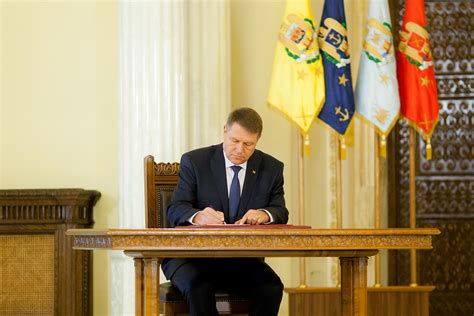 For E Proaspete N Magistratur Klaus Iohannis A Semnat Decretele De