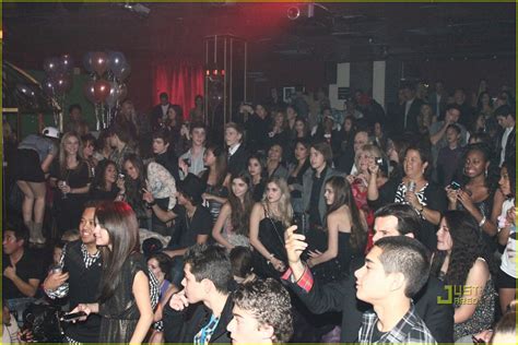 Selena Gomez 18 Birthday Party | pics from tumblr