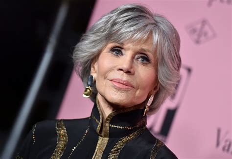 Ans Jane Fonda S Est Transform E Pour Faire Plaisir Son P Re