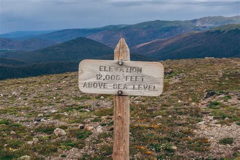 Alpine Ridge Trail - See Breathtaking Rocky Mountain Tundra