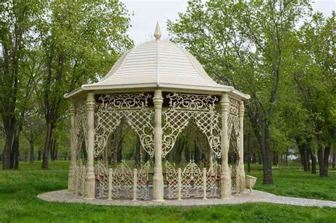 Stunning Gazebo Designs For Your Garden You Must Check Out