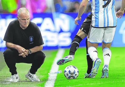 Uruguay Se Divierte Con Bielsa El Correo