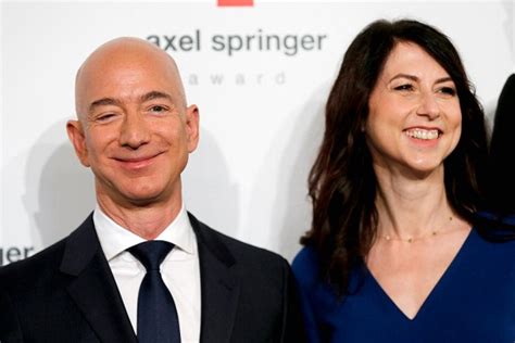 Amazon Founder Jeff Bezos And His Wife Are Set To Divorce Who Is His New Love Married Biography