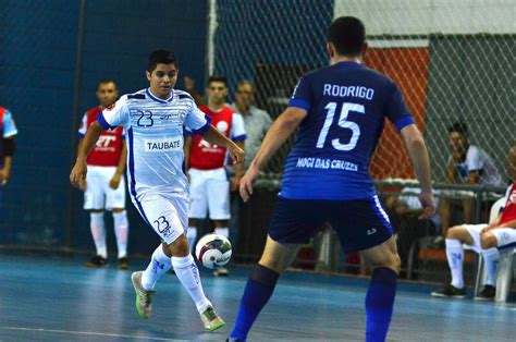 Pela Liga Paulista Mogi Futsal enfrenta o Taubaté no Botujuru futsal