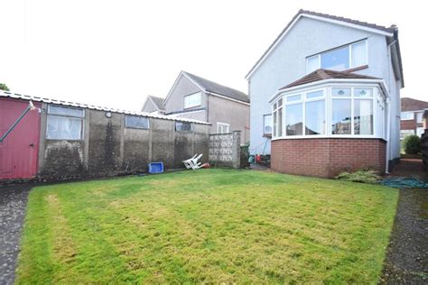 3 Bedroom Detached House For Sale In Duntiblae Road Kirkintilloch