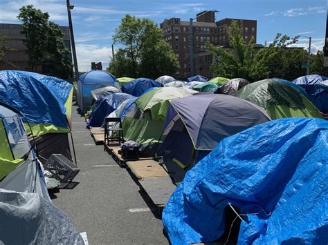 Tent City Urbanism From Self Organized Camps To Tiny House Villages