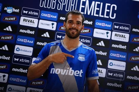 Facundo Castelli Firma Su Contrato Con Emelec Y Asegura Sentirse