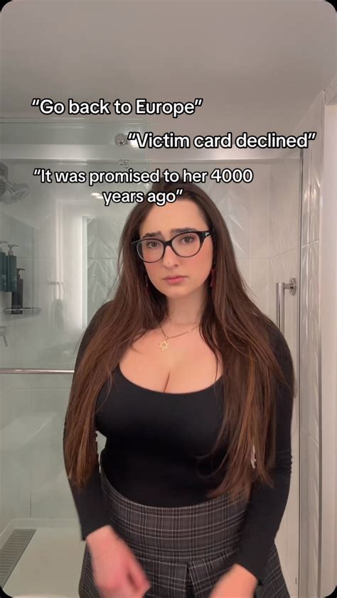 Julia Ain (@qveenjuliaa) • Instagram photos and videos