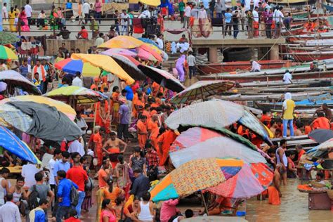 Hindu Pilgrims Assemble To Do Religious Rituals in the Holy River ...